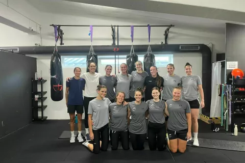 Že na prvem treningu se je zbralo vseh trinajst igralk. / Foto: OK Calcit Volley