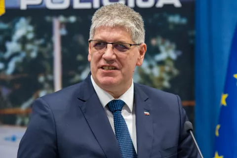 Podelitev medalj za hrabrost in požrtvovalnost na Policijski akademiji v Tacnu, na fotografiji Boštjan Poklukar / Foto: Primož Pičulin