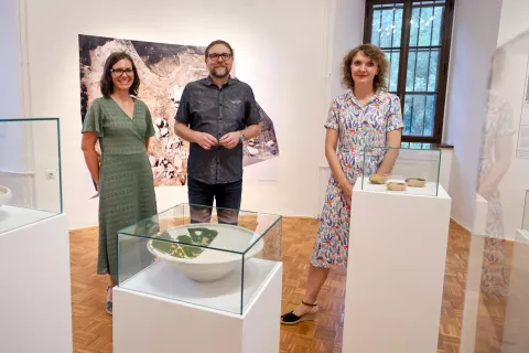 primer Bukovščica kustosi Jože Štukl, Jerica Brečić, Simona Žvanut / Foto: Tina Dokl