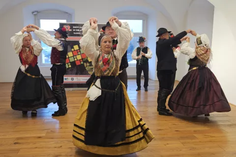 Novinarska konferenca Dnevi narodnih noš Kamnik / Foto: Nika Toporiš 