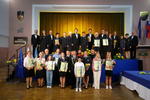 Prejemniki županovih priznanj in občinskih plaket / Foto: Matic Zorman