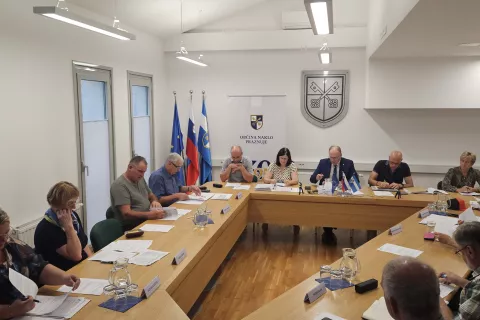 Nakelski svetniki so potrdili korekcijo cen programov v vrtcih Mlinček in Jelka. / Foto: Nika Toporiš