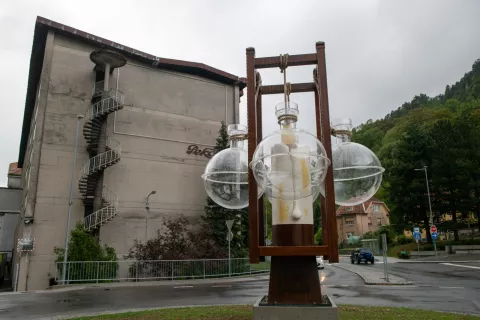 Literarni natečaj za izvirna dela, ki črpajo navdih iz bogate tradicije čevljarstva. / Foto: Primož Pičulin, arhiv Gorenjski glas