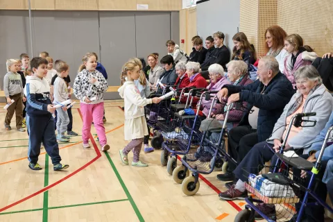 Odnosi v &scaron;oli nekoč in danes