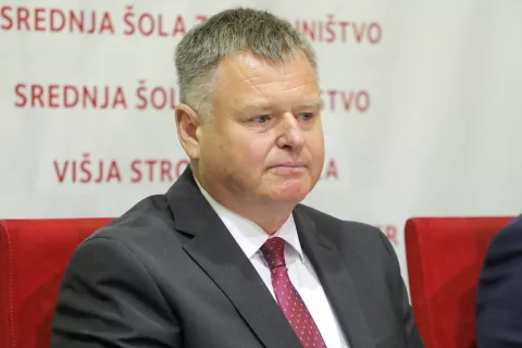 poklici predstavitev poklicev Šolski center Škofja loka na fotografiji Martin Pivk direktor ŠC šolski center Škofja loka / Foto: Tina Dokl