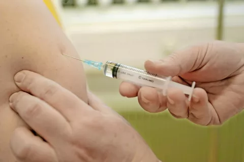 Leto&scaron;nji svetovni teden cepljenja poteka pod geslom Cepljenje deluje. / Foto: Tina Dokl / Foto: 