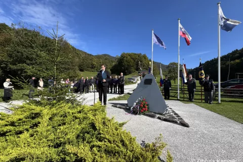 Slavnostni govornik slovesnosti je bil kamni&scaron;ki župan Matej Slapar. / Foto: Občina Kamnik