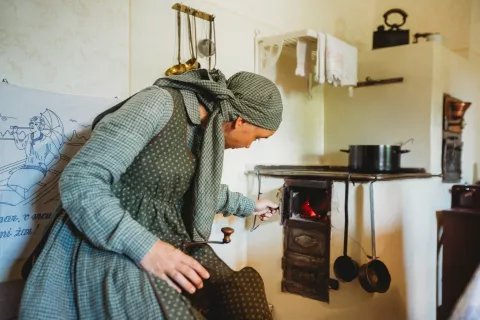 kasarna delavsko stanovanje / Foto: Fototeka Gornjesavskega Muzeja Jesenice