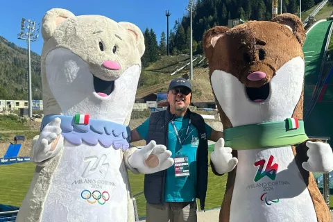 Bojan Makovec - Maki z maskotama zimskih olimpijskih iger MIlano Cortina 2026 / Foto: Osebni Arhiv