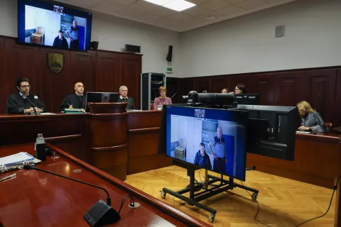 sodi&scaron;če Kranj Primožič Peter v zadevi umor Poljanska dolina / Foto: Tina Dokl