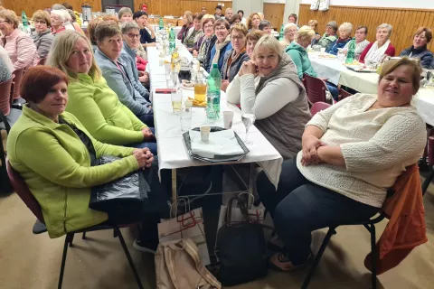 Že teden pred svetovnim dnevom kmetic je bilo v Lomu pod Storžičem srečanje predstavnic gorenjskih društev kmečkih in podeželskih žensk. / Foto: Cveto Zaplotnik