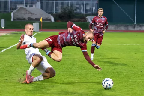 nogomet NK Triglav vs NK Jesenice / Foto: Tina Dokl