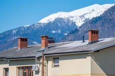 Pozivajo k sistemski ureditvi dimnikarske dejavnosti