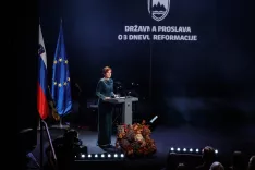 Ljubljana, Cankarjev dom.Drzavna slovesnost na predvecer dneva reformacije.Ministrica za kulturo Asta Vrečko. / Foto: Nebojša Tejić/sta