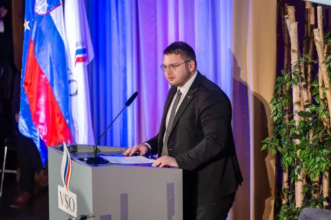 Slovesnost ob 35. obletnici odločitve o slovenski samostojnostiPoljče 1990 - 2025 NATO centerna fotografiji Andrej Poglajen, član Mladinske sekcije VSO Triglav / Foto: Nik Bertoncelj