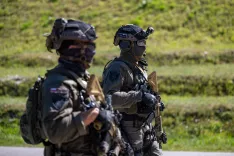 8. srečanje prvih posredovalcev PlanicaSimbolična fotografija Slovenska policija specialna policijska enota / Foto: Nik Bertoncelj