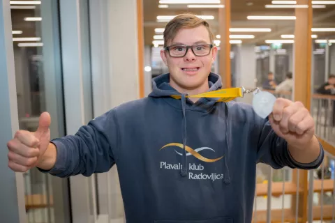 Sprejem PK Radovljica za Jana Berlota in Matijo Jošta po uspehu na Evropskem prvenstvu za osebe z Downovim sindromom / Foto: Primož Pičulin