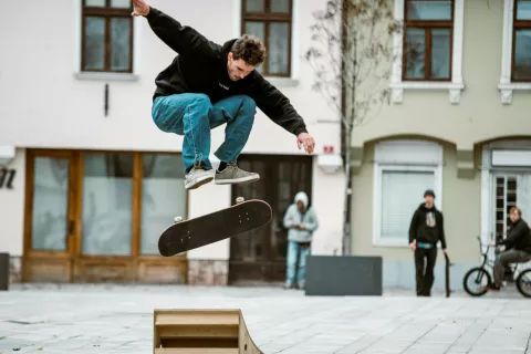 Deset let prask po asfaltu: skejtarska skupnost ne miruje. / Foto: Domen Dajčman