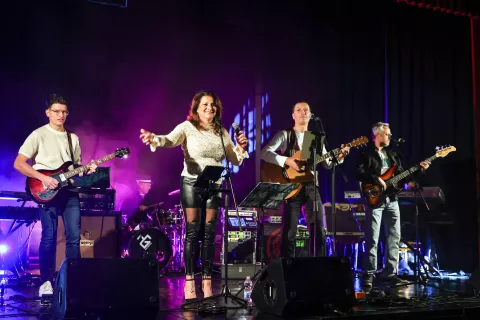 koncert žur za vse generacije in okuse z naslovom U zboto zvečer nastopajoči Strmina, Gino &band, The Dreams v KUD Ivan Cankar Sv Duh &Scaron;kofja loka na fotografiji Strmina / Foto: Tina Dokl