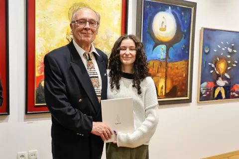 slikarska razstava O te moje slike avtor Roman Veras galerija Sora Medvode Taja Regent Veras vnukinja / Foto: Tina Dokl