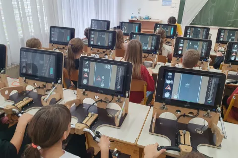 Učenci O&Scaron; Naklo sladkolesarili / Foto: Arhiv &scaron;ole