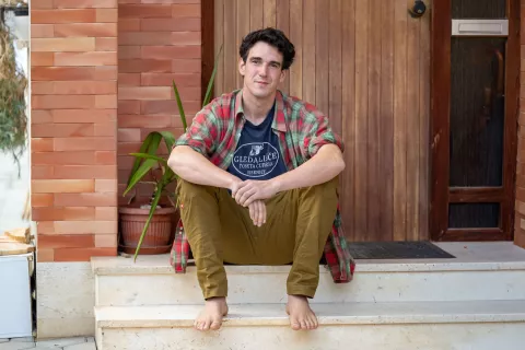 portret Ga&scaron;per Stojc - igralec, mentor mladim, režiser, improvizator, gibalec, skavt / Foto: Nik Bertoncelj