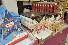 Adventni koledarji, prazniki / Foto: Simon Šubic