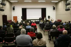  janez burger, režiser na obisku v železnikih / Foto: Alenka Brun