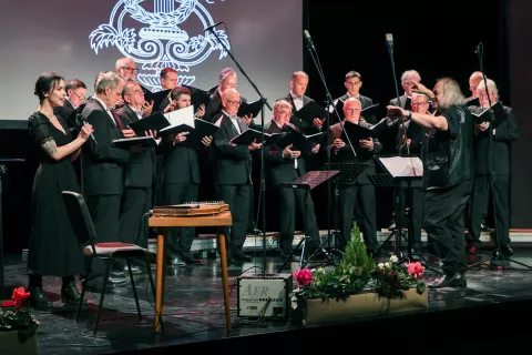 koncert 25 let Lire pod vodstvom prof. dr. Andrej Misson umetni&scaron;ki vodja PSPD Lira Kamnik solo Nina Misson / Foto: Tina Dokl