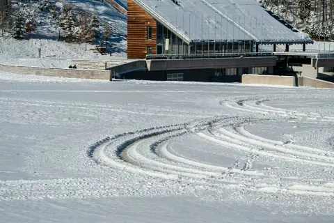 &raquo;Driftal&laquo; po izteku skakalnic v Planici