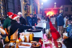 prižig lučk, Miklavžev sejem Radovljica / Foto: Tina Dokl