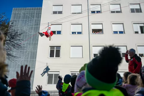 Obisk Božički GRS Splošna bolnišnica Jesenice / Foto: Nik Bertoncelj