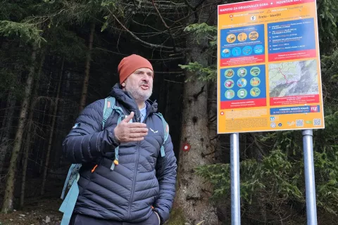 Pozimi premi&scaron;ljeno v gore