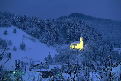 Odprtje jubilejne razstave Foto kluba Anton Ažbe