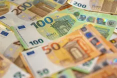 Unovčevali ponarejene bankovce