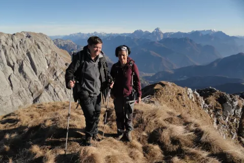 Potepu&scaron;ke zgodbe z gora in iz sveta