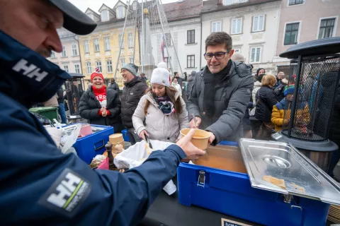 Golaž di&scaron;al po dobrodelnosti