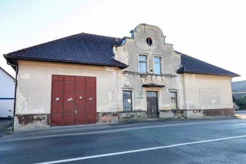 Zadružni dom Žabnica / Foto: Tina Dokl