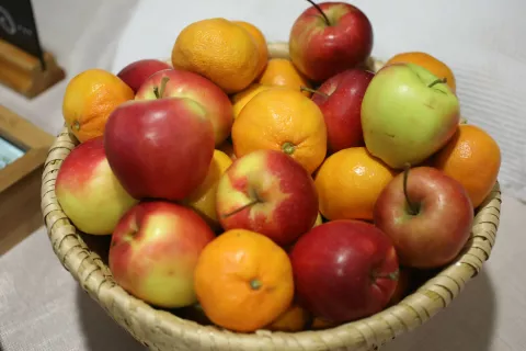 vitaminčki sadje zdravje sodelavcev Komunala Kranj / Foto: Gorazd Kavčič