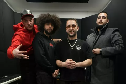V slogi je moč: Joe Joe, Mango Fuga, El Jasko in Inkaso v studiu, kjer nastaja nova zgodba trži&scaron;kega hip-hopa. / Foto: Arhiv Madshots Records