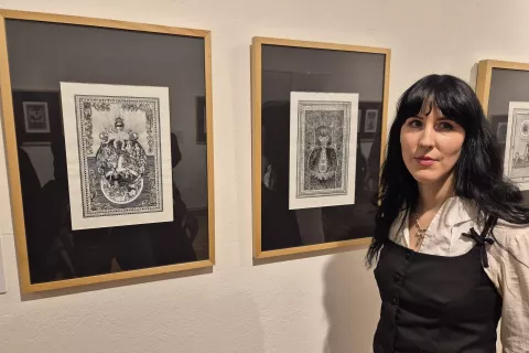 Maja Poljanc v Kamniku predstavlja svoj ilustratorski vrt / Foto: Igor Kavčič