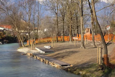 Zelena os v Kamniku nadgrajena