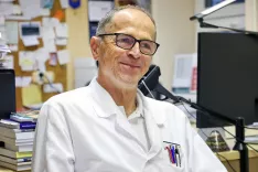 Iztok Tomazin, slovenski zdravnik, alpinist, gorski re&scaron;evalec, gorski vodnik, publicist, pisatelj in predavatelj / Foto: Tina Dokl