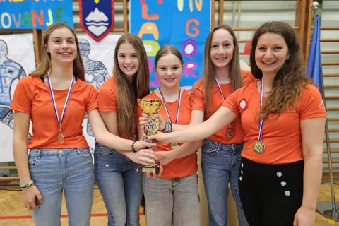 So&scaron;olke prvakinje tretjič zapored