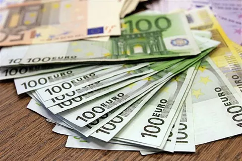 V Banki Slovenije opozarjajo na nekatera finančna tveganja. / Foto: Gorazd Kavčič / Foto: 