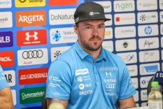 novinarska konferenca smučarska reprezentanca za hitre discipline Miha Hrobat / Foto: Tina Dokl