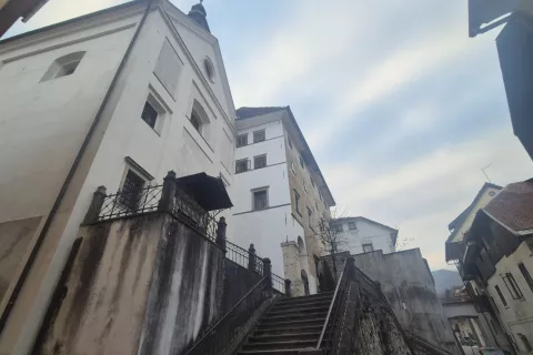 Prva faza obnove pri koncu