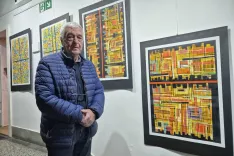 Zmago Puhar razstavlja Pomisleke / Foto: Igor Kavčič