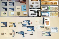 Zaseženo orožje in strelivo / Foto: Policija / Foto: 