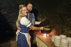 Na Dvorcu Visoko bodo v februarju vsak konec tedna stregli drobnjakove &scaron;truklje na žup. / Foto: Mateja Rant